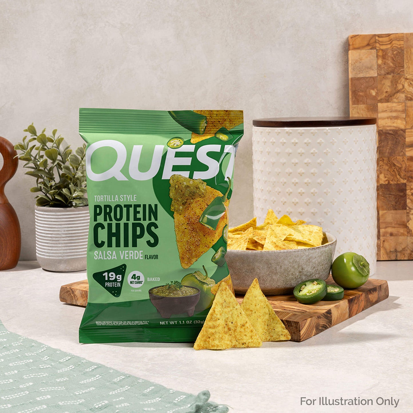 salsa-verde-tortilla-style-protein-chips-n7 qst-016419-salsa-verde-tortilla-style-protein-chips_5.jpg